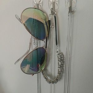 Rose gold aviators/sunglasses